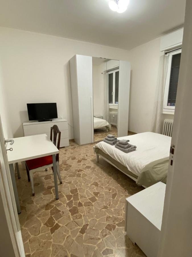 Hotel Francioni 1 Bologna Esterno foto